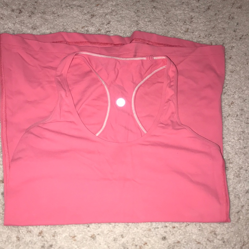 Lululemon tank